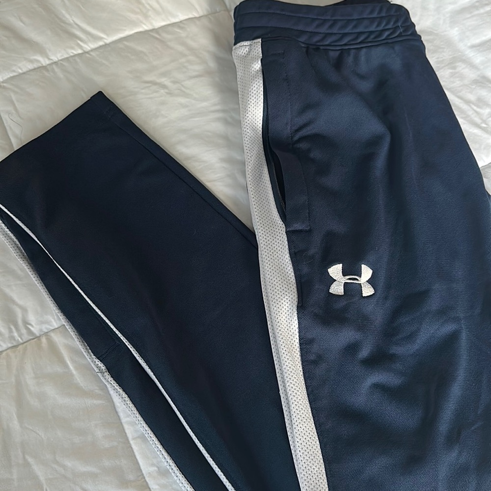 UNDER ARMOUR fitted active pants
